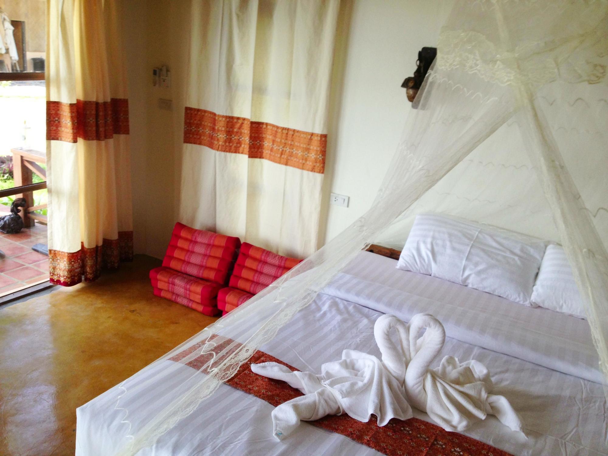 Hotel Nautilus Right On The Beach 3*