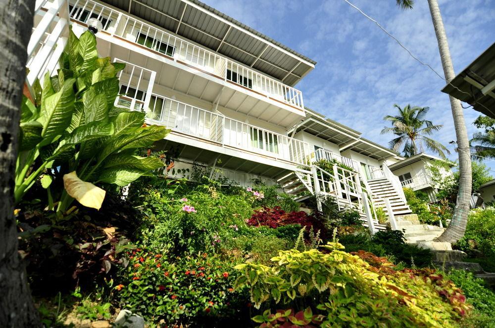 Lodge Uphill