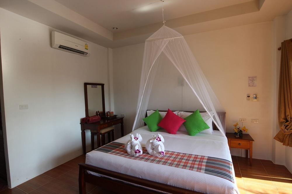 Hotel Pinky & - Sha Extra 4*
