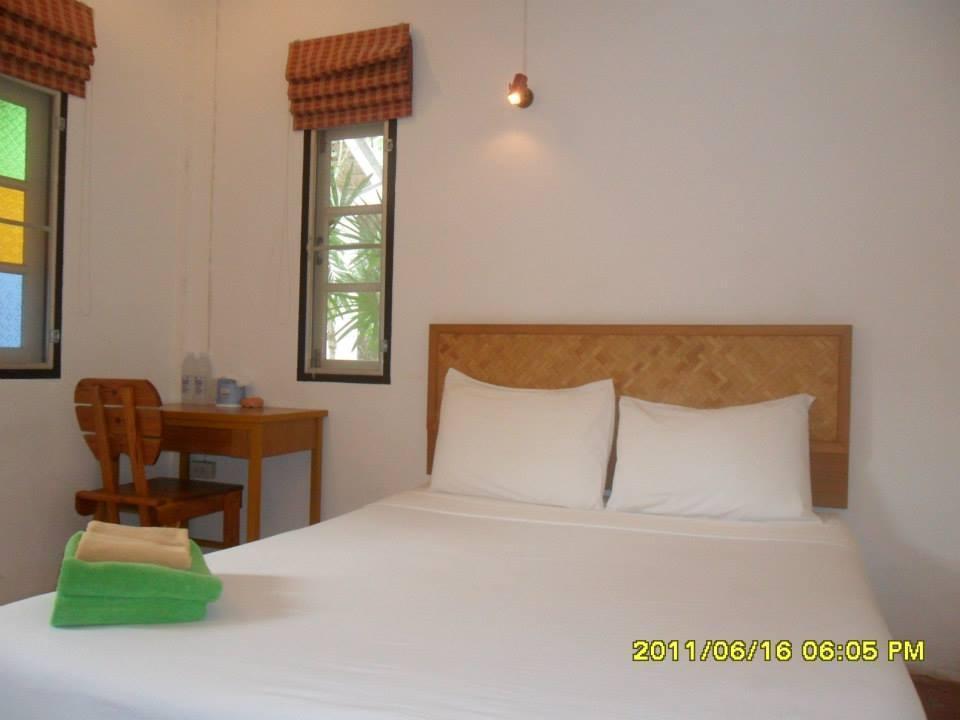 Khaolak Banana Hotel 3*