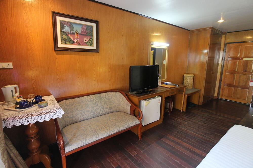 Phi Phi Inn Inn *