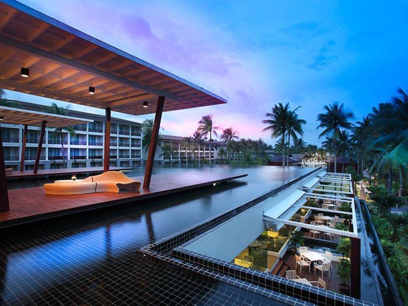 Graceland Khaolak Beachfront