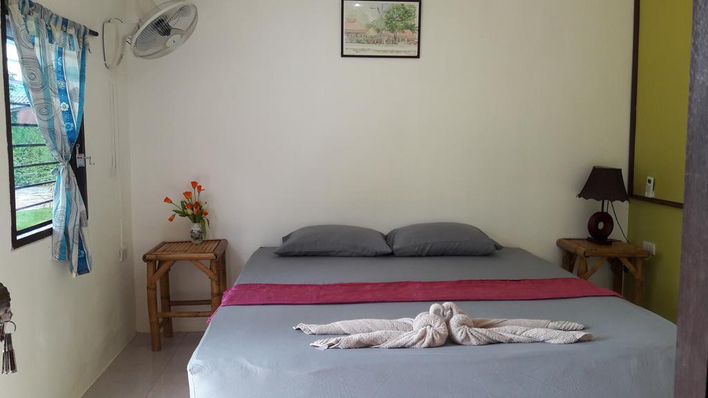 Sakai Koh Lanta