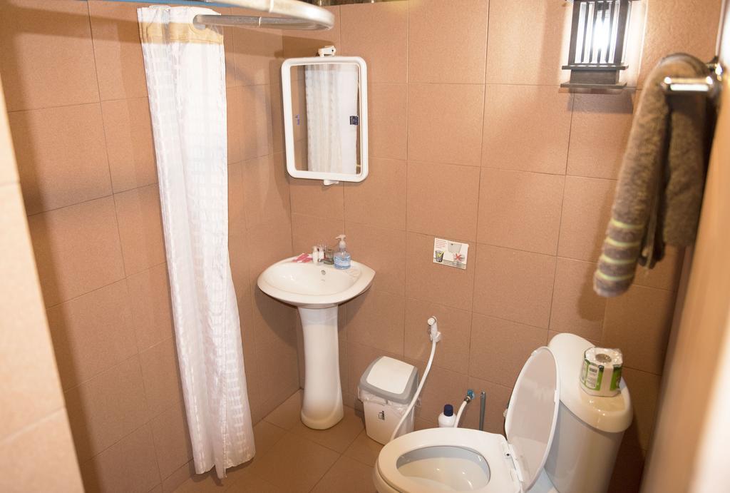 Sunflower Boathouse Guest house 2*