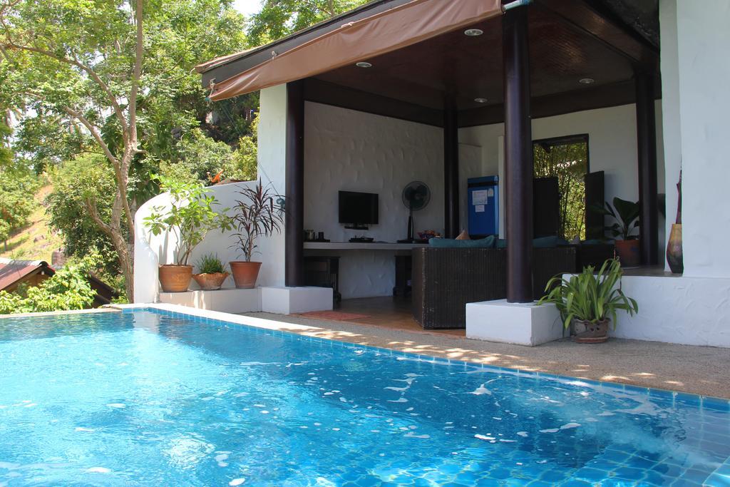 Anankhira * Koh Tao