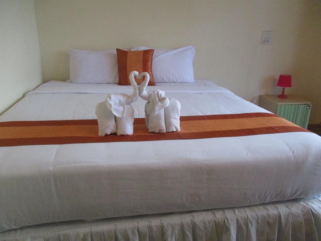 House & Sunsky Guest house 2*
