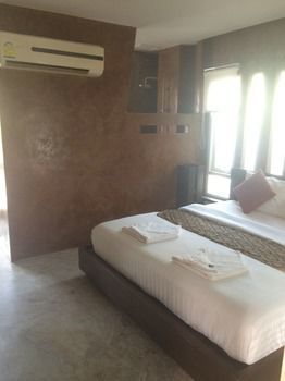 Silver Sands Hotel 2*