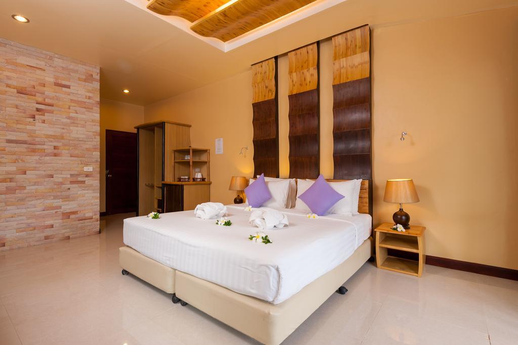 Palm Leaf Resort 3*
