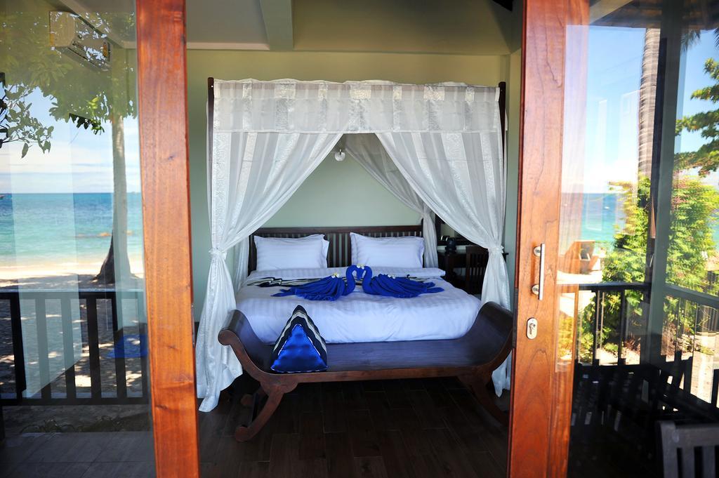 Club Hotel
