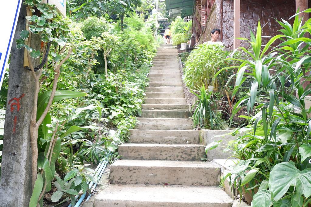 Hostel Harmony House-sha *