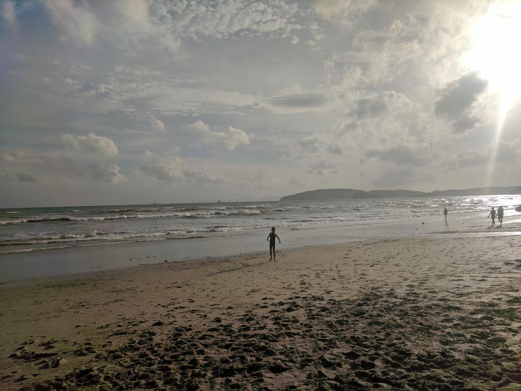 The Lazy Bar And Ao Nang