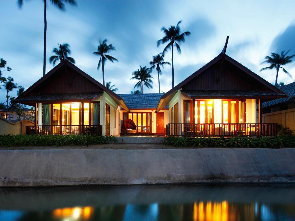 Graceland Khaolak Beachfront Resort