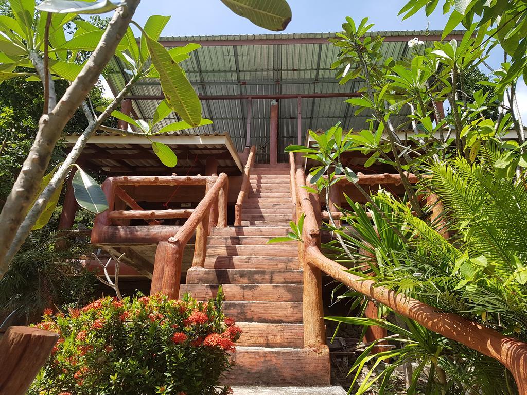 Resort Poseidon 2*