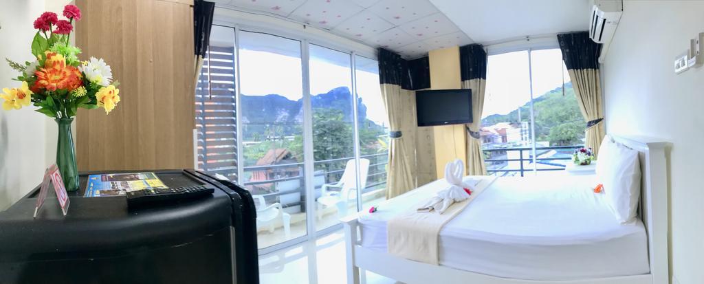 Aparthotel J