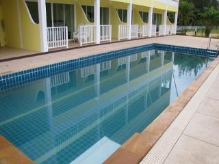 Hotel Oyo 75361 Phuket Airport Sonwa 3*