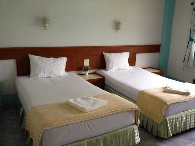 J Aparthotel