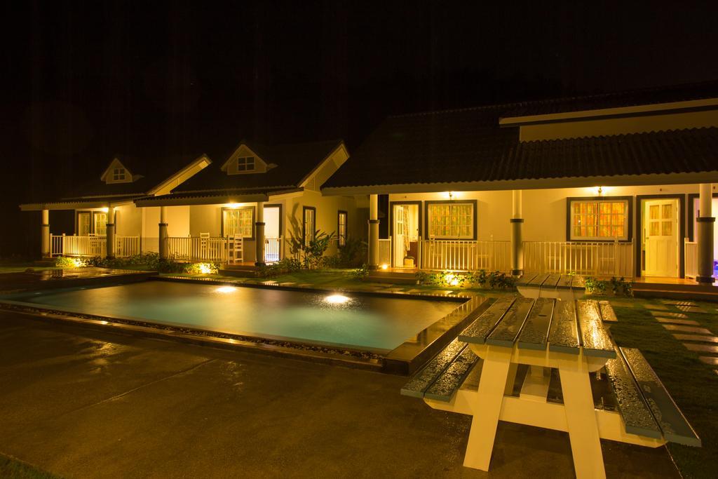Resort Suksompong 3*