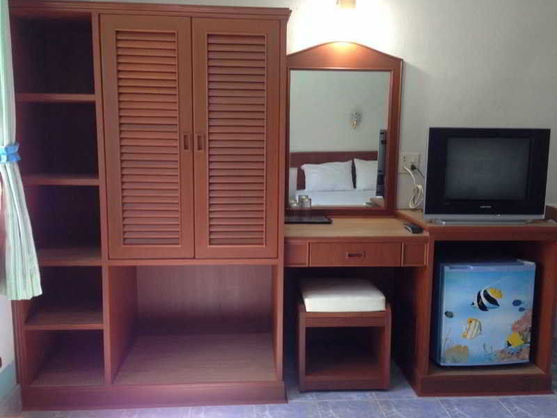 J Aparthotel Ao Nang