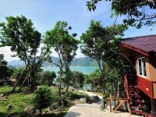 Phuphaya Seaview - Adult Only Resort Phi Phi Don