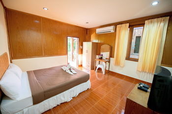 Poonsap Apartment *