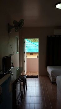Hostel Sairee Center *