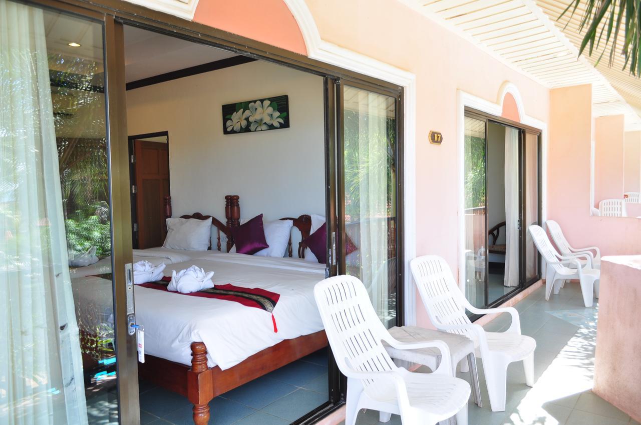 Lanta Seafront Resort