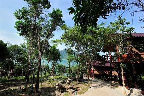 Phuphaya Seaview - Adult Only 3* Phi Phi Don