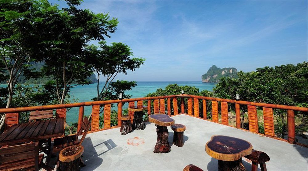 Phuphaya Seaview - Adult Only Resort