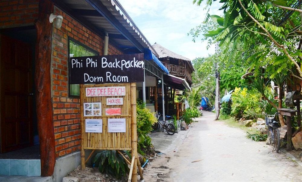 Backpacker Hostel *