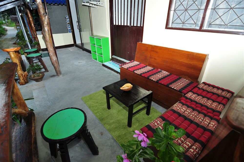 Hostel Backpacker Phi Phi Don