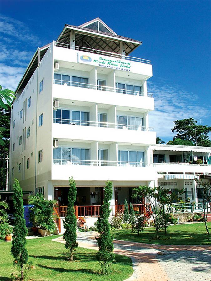 Hotel River 2*