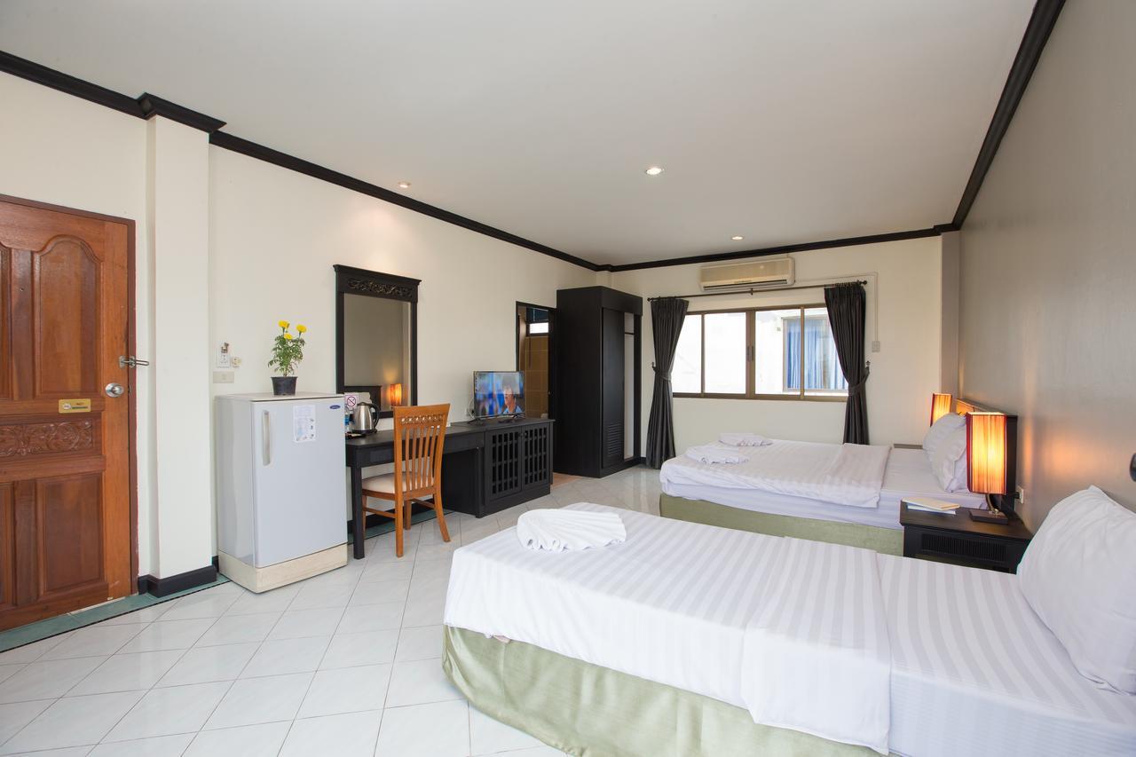 Baan Phil Hotel