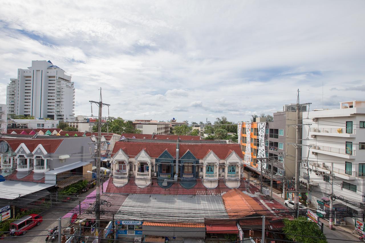 Baan Phil Hotel Ban Dong Kham