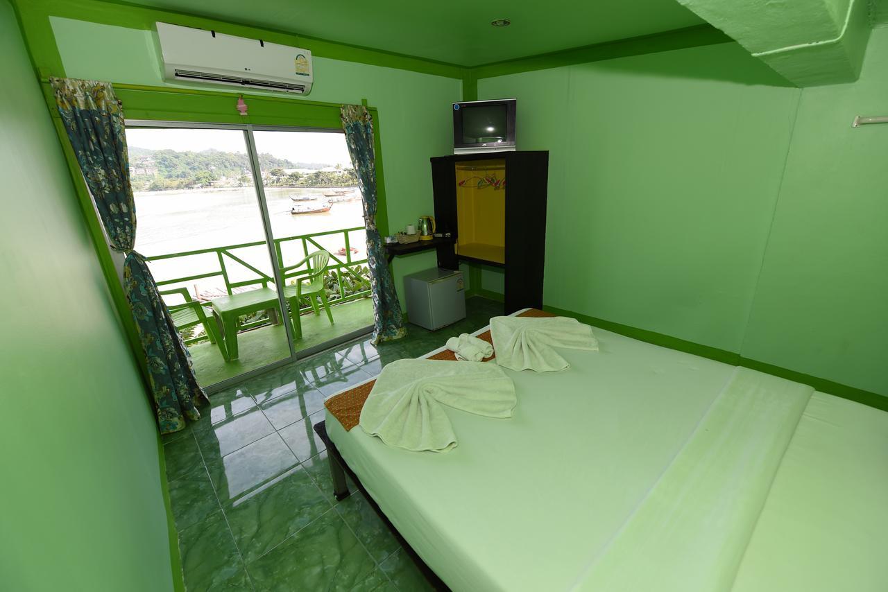 Inn Front Phi Phi Don