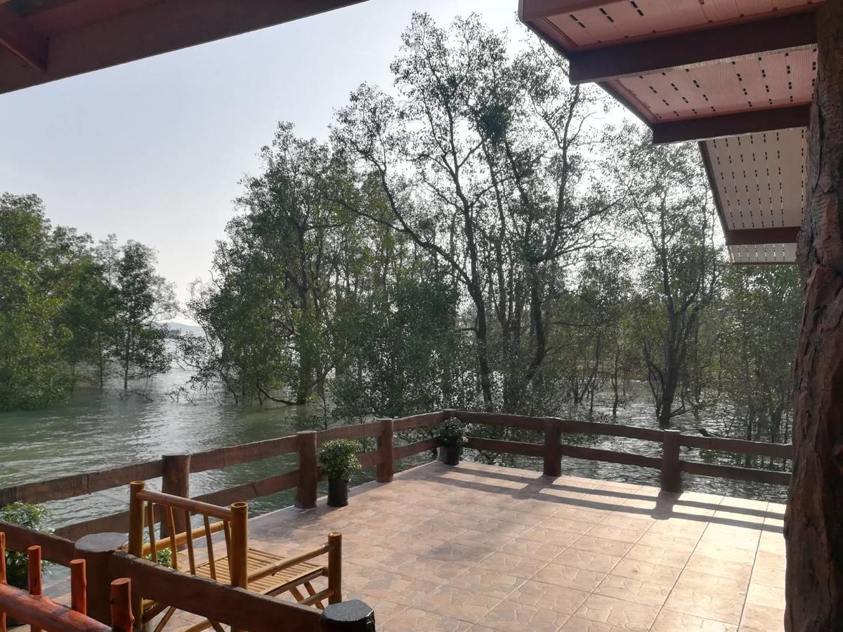 Guest house Chomlay & Restaurant