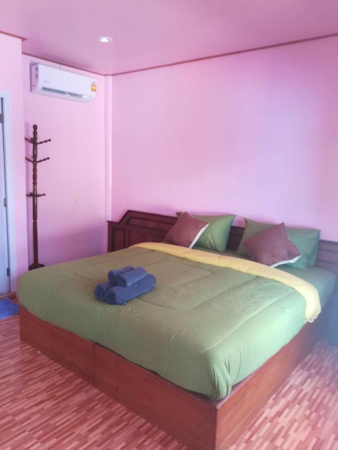 Chomlay & Restaurant Guest house 2*