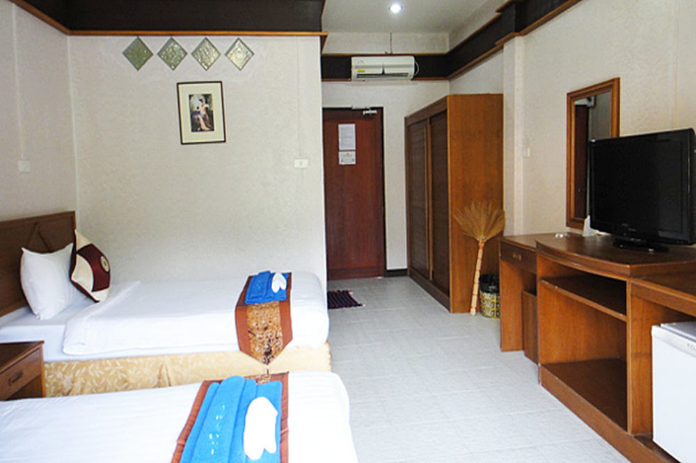 Divers Hotel 2*