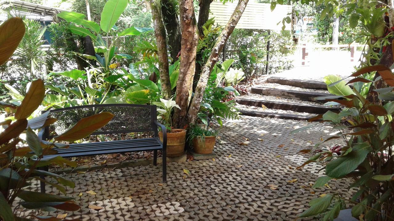 Resort At Bangsak 3*