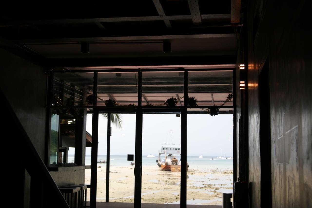 Hotel Ibiza Phi Phi Don