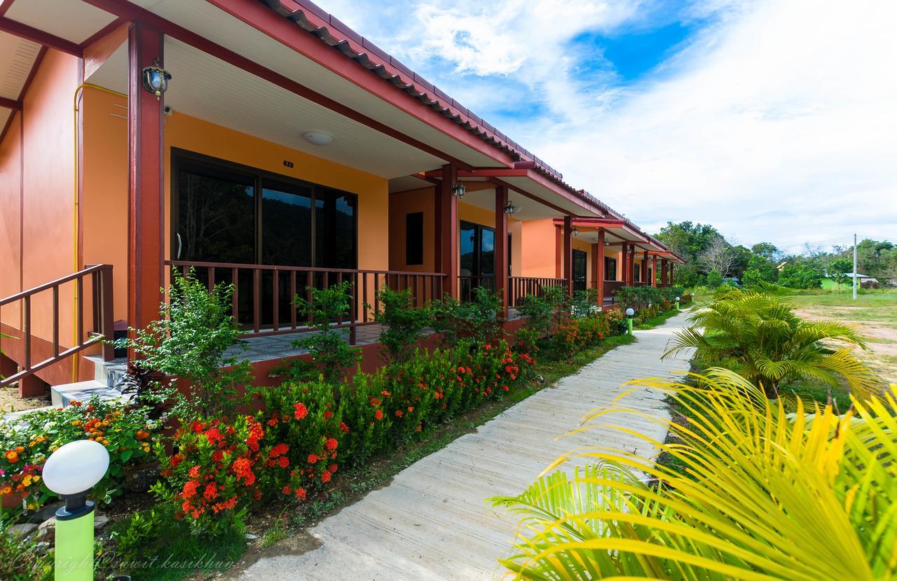 Resort Toongyoong Longbeach Sha Koh Lanta