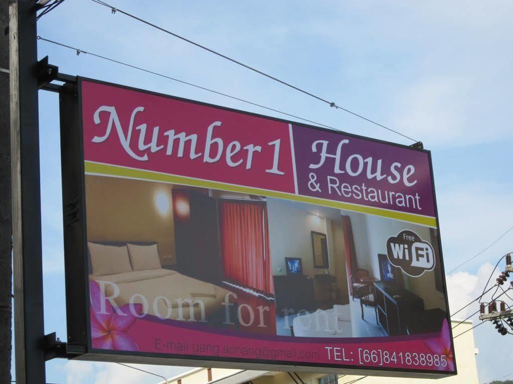 Number 1 & Restaurant Hotel 2*