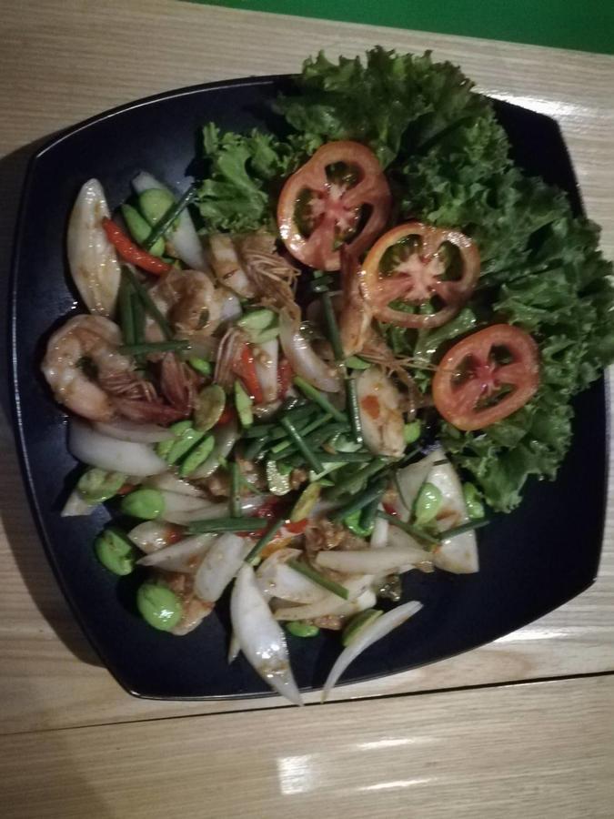 Chomlay & Restaurant