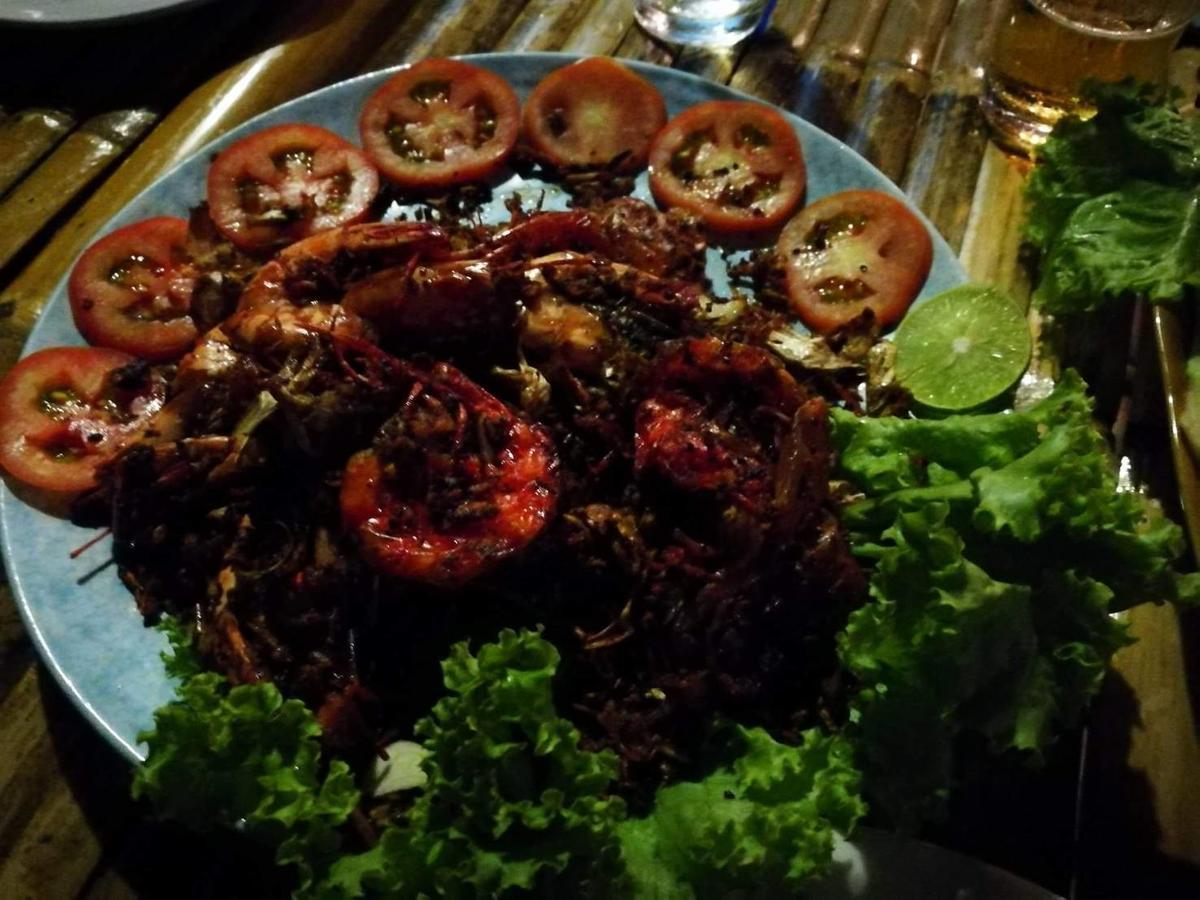 Chomlay & Restaurant Guest house 2*