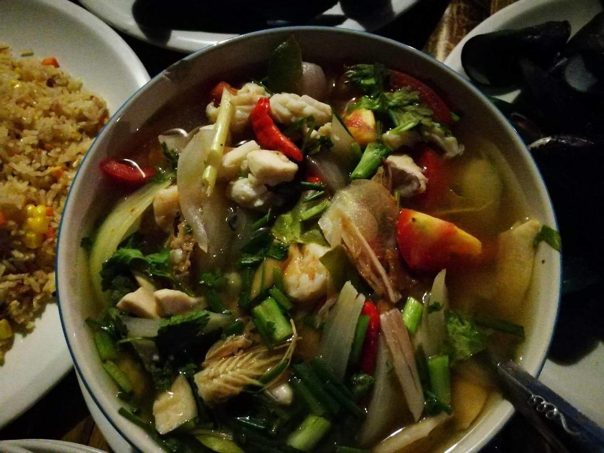 Chomlay & Restaurant 2*