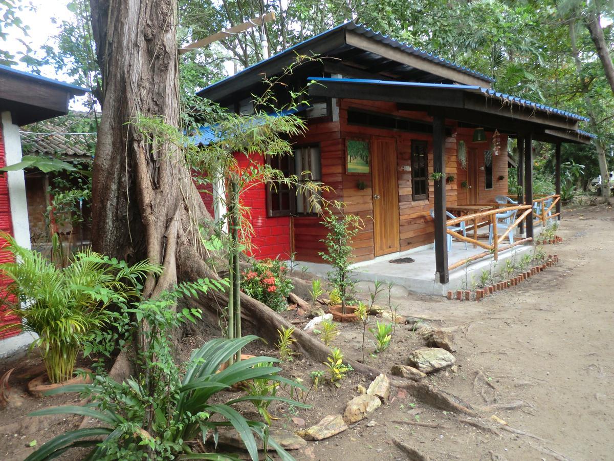 Hans Strand Bungalows *