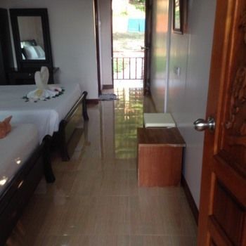 Jungle Hill Hotel 3*
