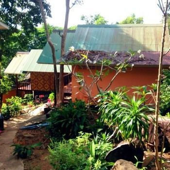 Jungle Hill Hotel 3*