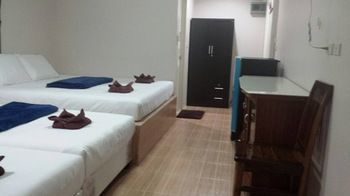Hostel Sairee Center