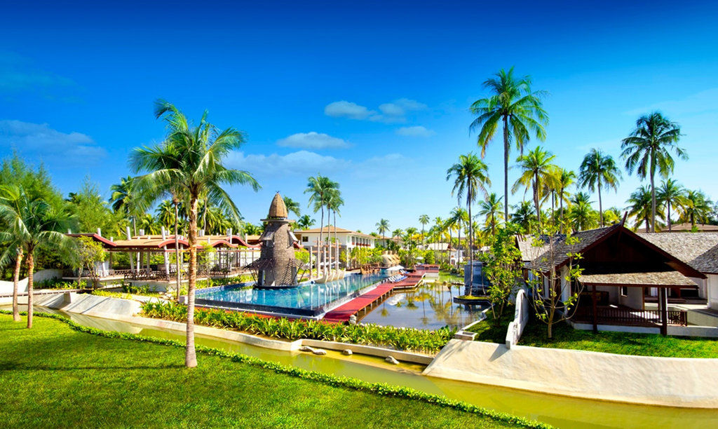 Resort Graceland Khaolak Beachfront 5*