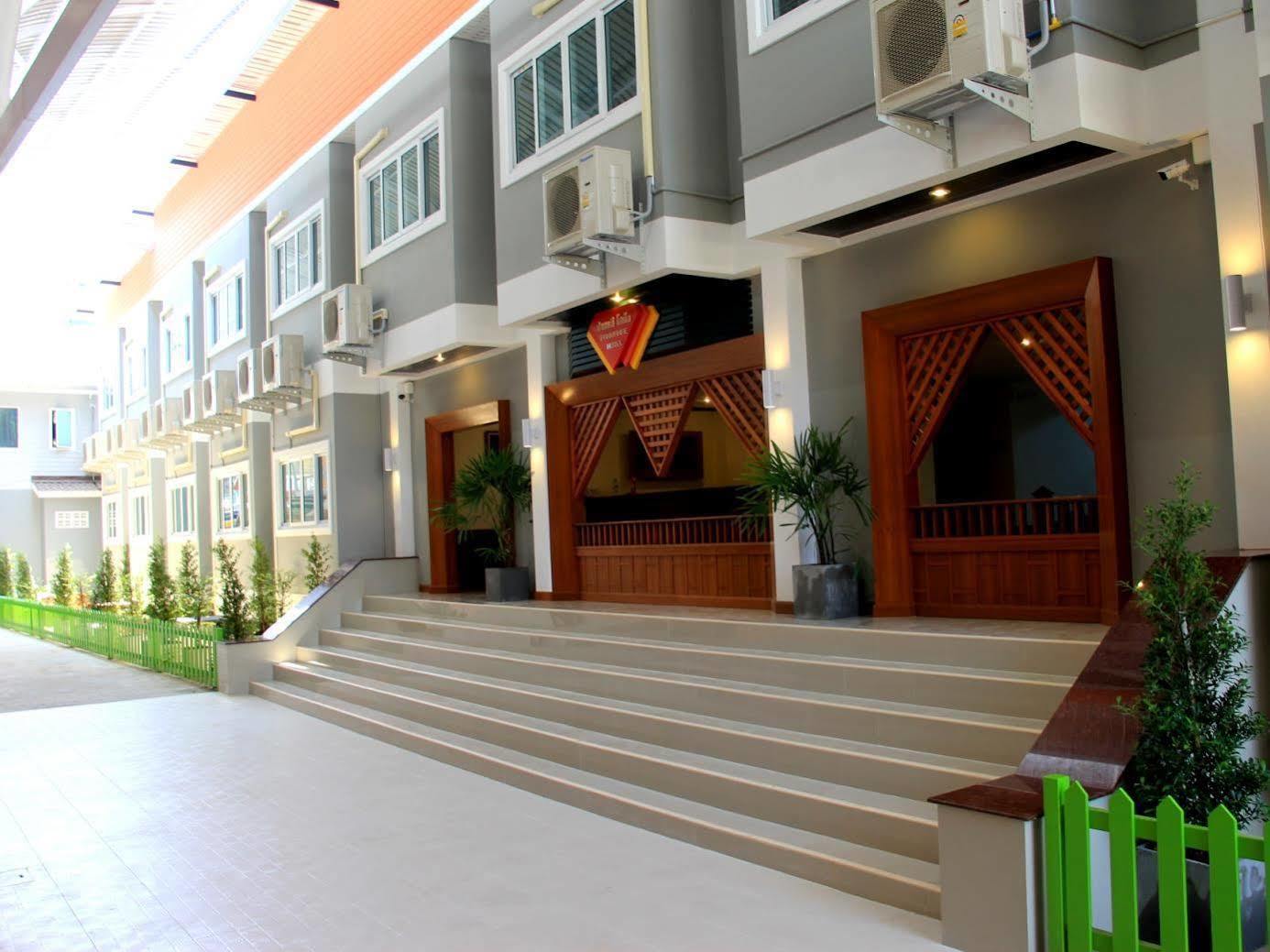 Hotel Panmanee Hotel-newly Renovated 2*